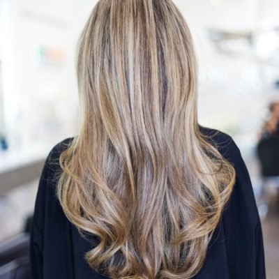 Dameskapsel met styling